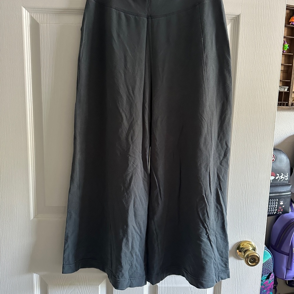Lululemon Blissed Out Culottes